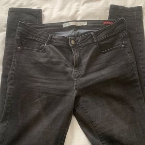 Black Zara skinny jeans